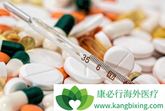 ������ͪ��ҩ�����ڼ������Щҩ������໥���ã�