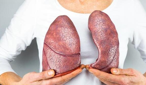 ���߽�չ���ΰ������ܻ���